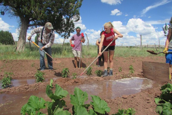 Teen service learning and cultural exchange in Zuni Pueblo